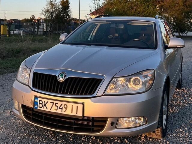 Сірий Шкода Октавія, об'ємом двигуна 1.6 л та пробігом 286 тис. км за 7200 $, фото 1 на Automoto.ua