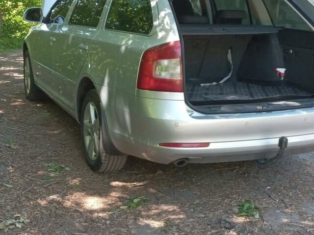 Сірий Шкода Октавія, об'ємом двигуна 1.6 л та пробігом 238 тис. км за 8999 $, фото 1 на Automoto.ua