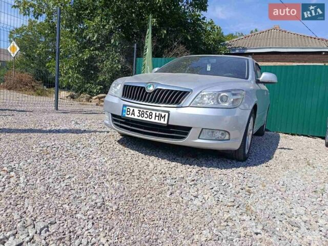 Серый Шкода Октавия, объемом двигателя 1.97 л и пробегом 290 тыс. км за 7800 $, фото 1 на Automoto.ua