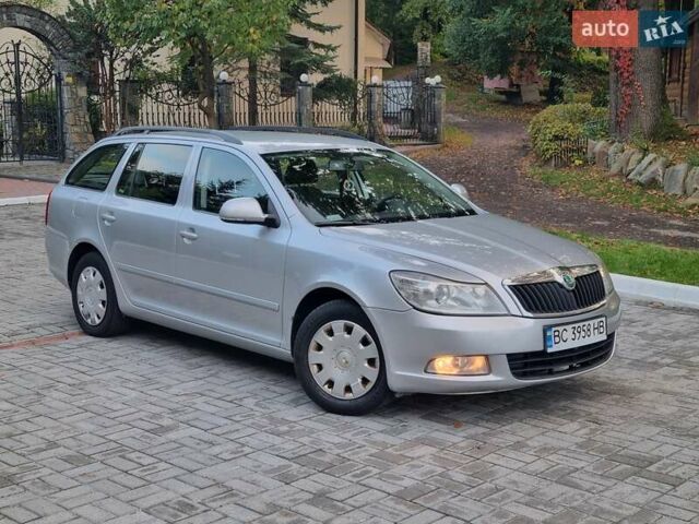 Шкода Октавия 2012 в Дрогобыче на Automoto.ua Серый Шкода Октавия, объемом двигателя 1.39 л и пробегом 330 тыс. км за 6750 $, фото 1 на Automoto.ua