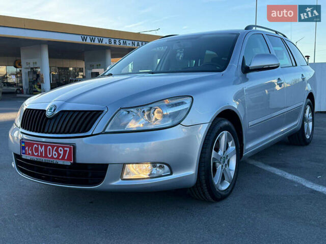Сірий Шкода Октавія, об'ємом двигуна 0 л та пробігом 147 тис. км за 8499 $, фото 1 на Automoto.ua