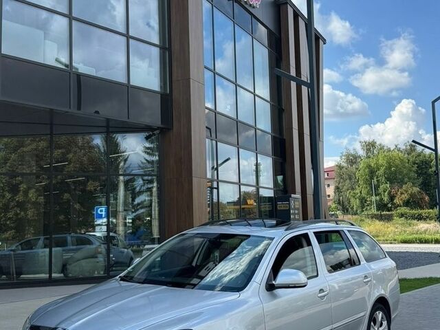 Серый Шкода Октавия, объемом двигателя 1.6 л и пробегом 247 тыс. км за 8500 $, фото 1 на Automoto.ua