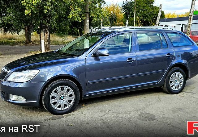 Сірий Шкода Октавія, об'ємом двигуна 2 л та пробігом 140 тис. км за 8300 $, фото 1 на Automoto.ua