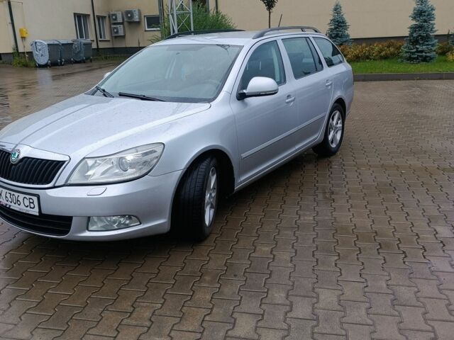 Серый Шкода Октавия, объемом двигателя 2 л и пробегом 265 тыс. км за 7500 $, фото 1 на Automoto.ua