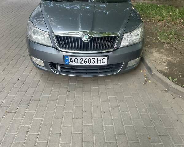 Сірий Шкода Октавія, об'ємом двигуна 1.6 л та пробігом 307 тис. км за 7500 $, фото 1 на Automoto.ua