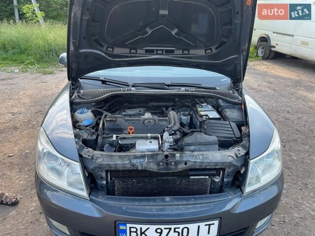 Сірий Шкода Октавія, об'ємом двигуна 1.39 л та пробігом 223 тис. км за 8200 $, фото 1 на Automoto.ua
