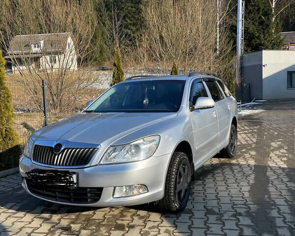 Серый Шкода Октавия, объемом двигателя 1.6 л и пробегом 270 тыс. км за 8199 $, фото 1 на Automoto.ua