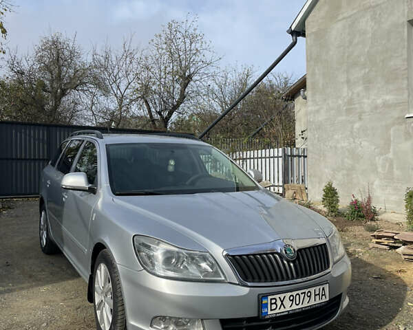 Серый Шкода Октавия, объемом двигателя 1.6 л и пробегом 308 тыс. км за 9700 $, фото 1 на Automoto.ua
