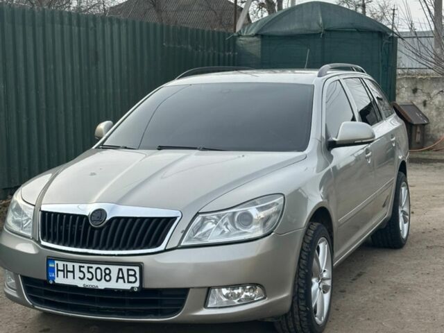 Сірий Шкода Октавія, об'ємом двигуна 1.6 л та пробігом 350 тис. км за 7299 $, фото 1 на Automoto.ua