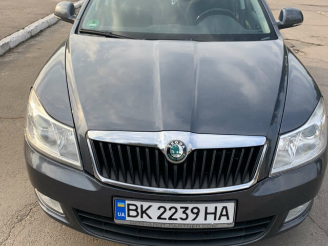 Сірий Шкода Октавія, об'ємом двигуна 1.6 л та пробігом 217 тис. км за 8500 $, фото 1 на Automoto.ua