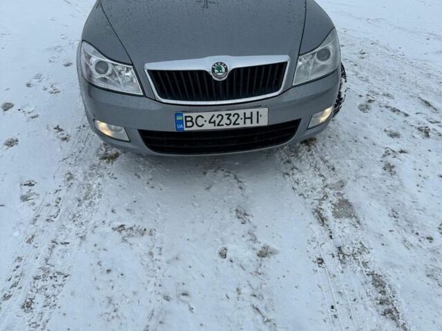 Сірий Шкода Октавія, об'ємом двигуна 1.6 л та пробігом 286 тис. км за 8000 $, фото 1 на Automoto.ua
