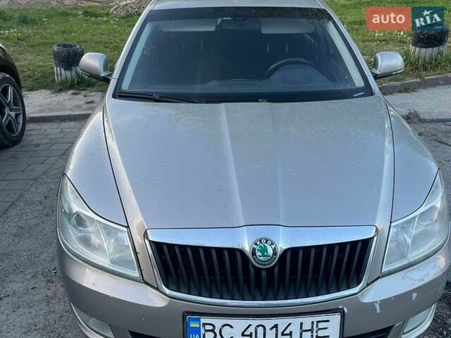 Серый Шкода Октавия, объемом двигателя 1.6 л и пробегом 392 тыс. км за 7500 $, фото 1 на Automoto.ua