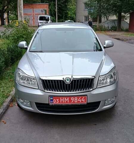 Серый Шкода Октавия, объемом двигателя 1.6 л и пробегом 241 тыс. км за 8500 $, фото 1 на Automoto.ua