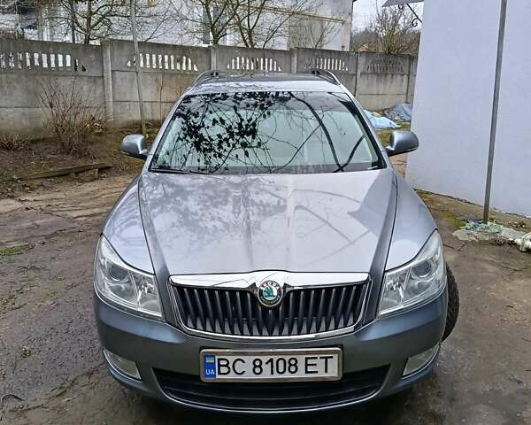 Серый Шкода Октавия, объемом двигателя 1.6 л и пробегом 312 тыс. км за 7600 $, фото 1 на Automoto.ua