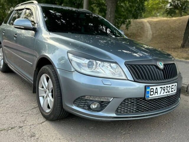 Серый Шкода Октавия, объемом двигателя 1.8 л и пробегом 186 тыс. км за 8700 $, фото 1 на Automoto.ua