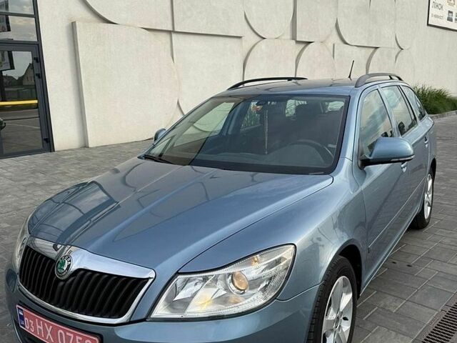 Серый Шкода Октавия, объемом двигателя 1.4 л и пробегом 211 тыс. км за 7500 $, фото 1 на Automoto.ua