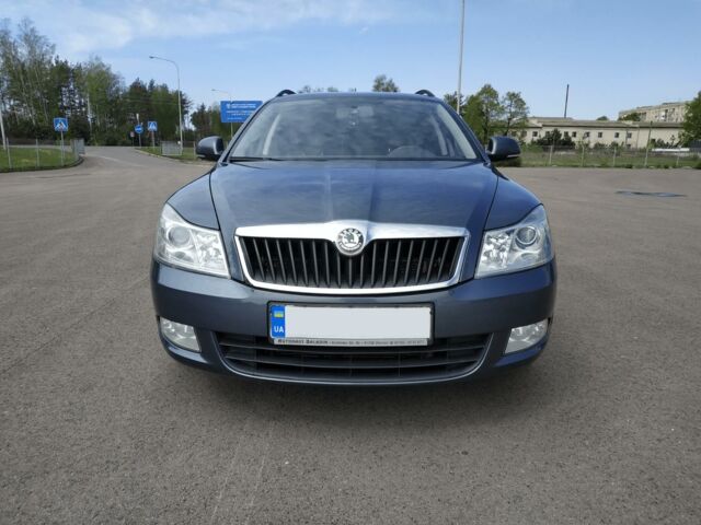 Сірий Шкода Октавія, об'ємом двигуна 1.6 л та пробігом 204 тис. км за 10200 $, фото 1 на Automoto.ua