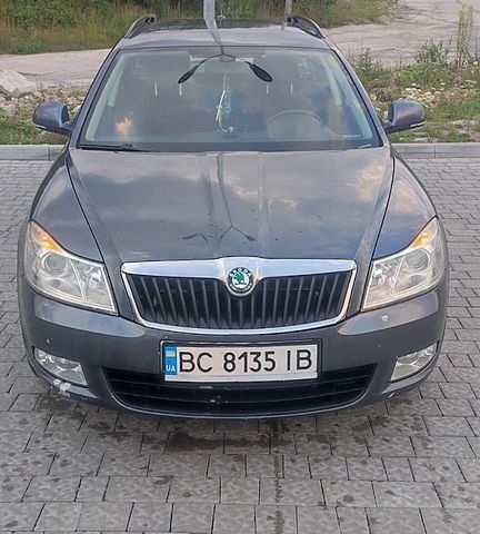 Сірий Шкода Октавія, об'ємом двигуна 1.6 л та пробігом 220 тис. км за 7800 $, фото 1 на Automoto.ua