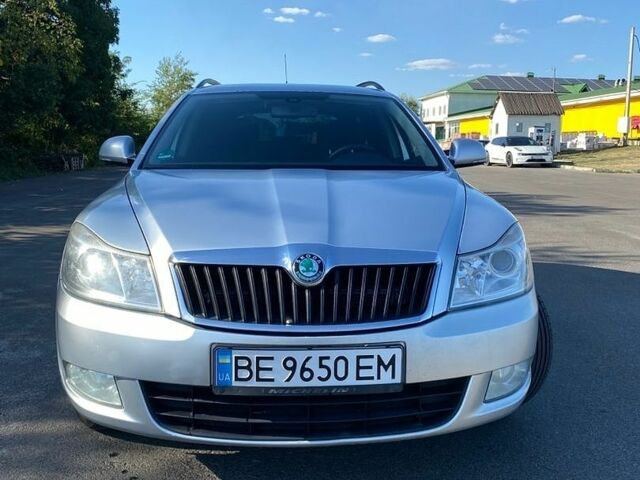Серый Шкода Октавия, объемом двигателя 1.6 л и пробегом 326 тыс. км за 8200 $, фото 1 на Automoto.ua