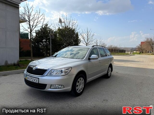 Серый Шкода Октавия, объемом двигателя 1.8 л и пробегом 165 тыс. км за 6800 $, фото 1 на Automoto.ua