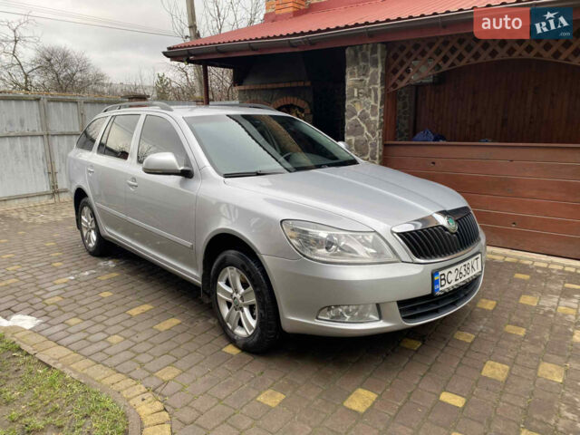 Сірий Шкода Октавія, об'ємом двигуна 1.6 л та пробігом 254 тис. км за 7900 $, фото 1 на Automoto.ua