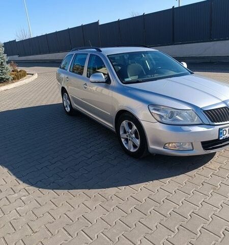 Сірий Шкода Октавія, об'ємом двигуна 1.99 л та пробігом 270 тис. км за 7200 $, фото 1 на Automoto.ua