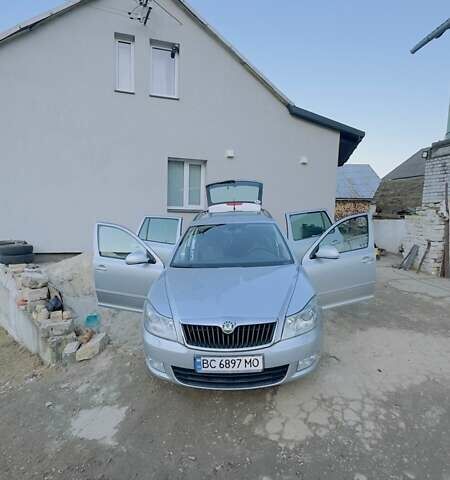 Серый Шкода Октавия, объемом двигателя 1.6 л и пробегом 311 тыс. км за 7700 $, фото 1 на Automoto.ua