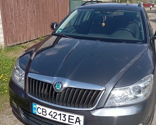 Серый Шкода Октавия, объемом двигателя 1.6 л и пробегом 226 тыс. км за 9500 $, фото 1 на Automoto.ua