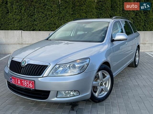 Серый Шкода Октавия, объемом двигателя 1.6 л и пробегом 208 тыс. км за 9150 $, фото 1 на Automoto.ua