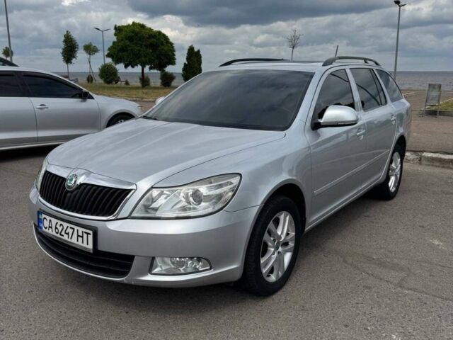 Серый Шкода Октавия, объемом двигателя 1.8 л и пробегом 222 тыс. км за 8700 $, фото 1 на Automoto.ua