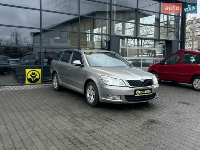 Серый Шкода Октавия, объемом двигателя 1.6 л и пробегом 296 тыс. км за 7600 $, фото 1 на Automoto.ua