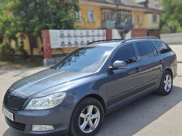 Серый Шкода Октавия, объемом двигателя 1.8 л и пробегом 174 тыс. км за 9300 $, фото 1 на Automoto.ua