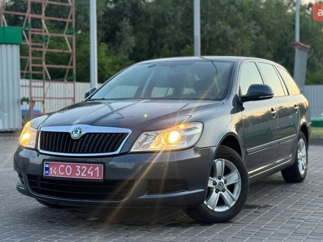 Серый Шкода Октавия, объемом двигателя 1.6 л и пробегом 248 тыс. км за 7150 $, фото 1 на Automoto.ua