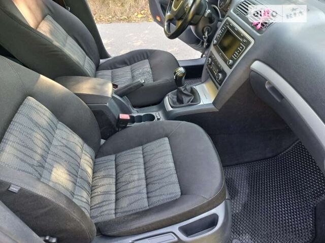 Сірий Шкода Октавія, об'ємом двигуна 1.8 л та пробігом 0 тис. км за 7900 $, фото 1 на Automoto.ua