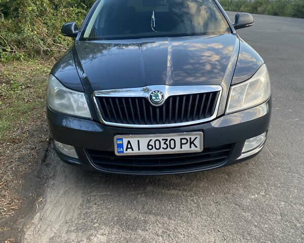 Серый Шкода Октавия, объемом двигателя 1.6 л и пробегом 345 тыс. км за 7900 $, фото 1 на Automoto.ua