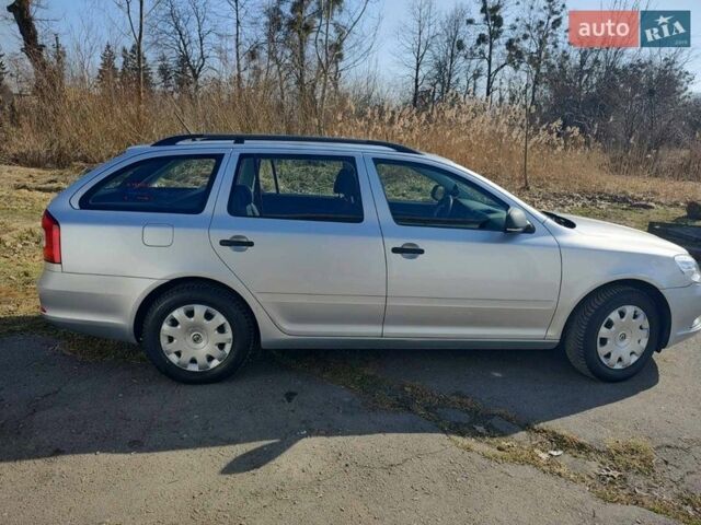 Серый Шкода Октавия, объемом двигателя 1.2 л и пробегом 139 тыс. км за 6200 $, фото 1 на Automoto.ua