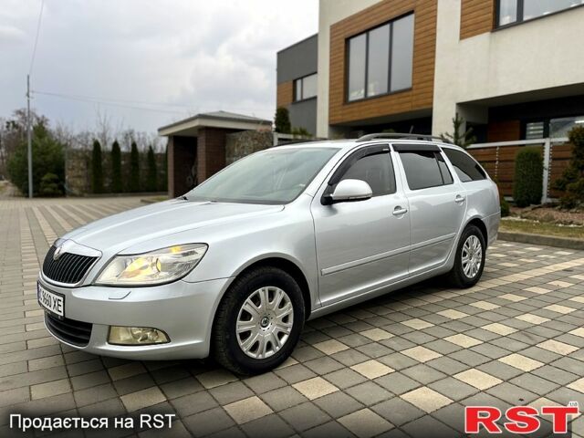 Серый Шкода Октавия, объемом двигателя 2 л и пробегом 285 тыс. км за 8000 $, фото 1 на Automoto.ua