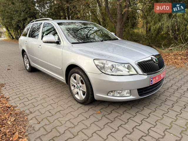 Серый Шкода Октавия, объемом двигателя 1.4 л и пробегом 194 тыс. км за 7600 $, фото 1 на Automoto.ua