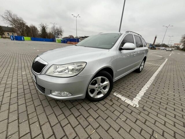 Серый Шкода Октавия, объемом двигателя 1.6 л и пробегом 250 тыс. км за 7700 $, фото 1 на Automoto.ua
