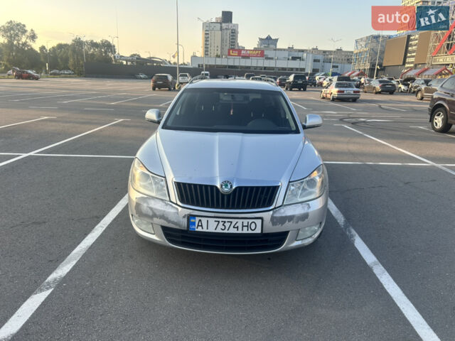 Серый Шкода Октавия, объемом двигателя 1.6 л и пробегом 340 тыс. км за 7500 $, фото 1 на Automoto.ua