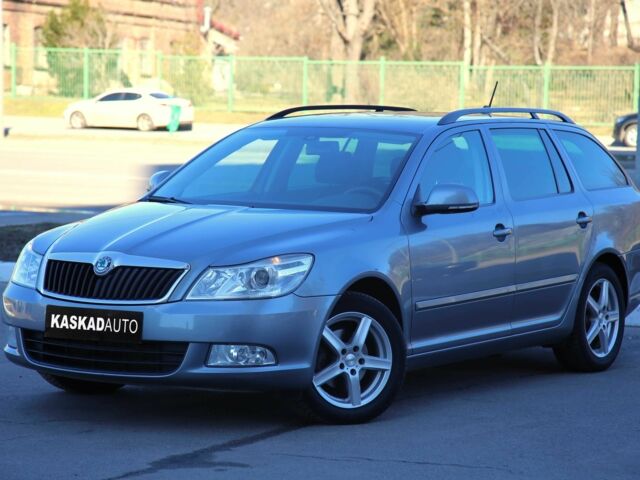 Серый Шкода Октавия, объемом двигателя 0 л и пробегом 197 тыс. км за 9600 $, фото 1 на Automoto.ua