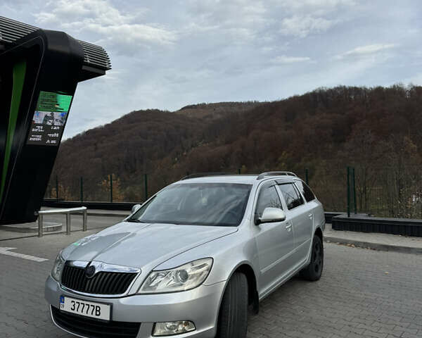 Сірий Шкода Октавія, об'ємом двигуна 1.6 л та пробігом 276 тис. км за 7500 $, фото 1 на Automoto.ua