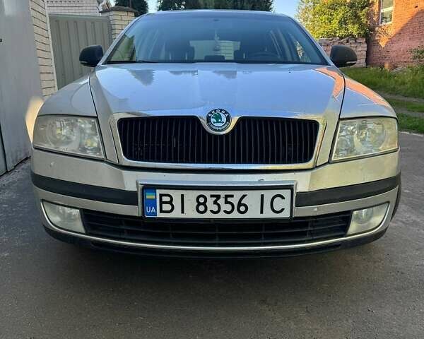 Серый Шкода Октавия, объемом двигателя 1.6 л и пробегом 230 тыс. км за 5700 $, фото 1 на Automoto.ua