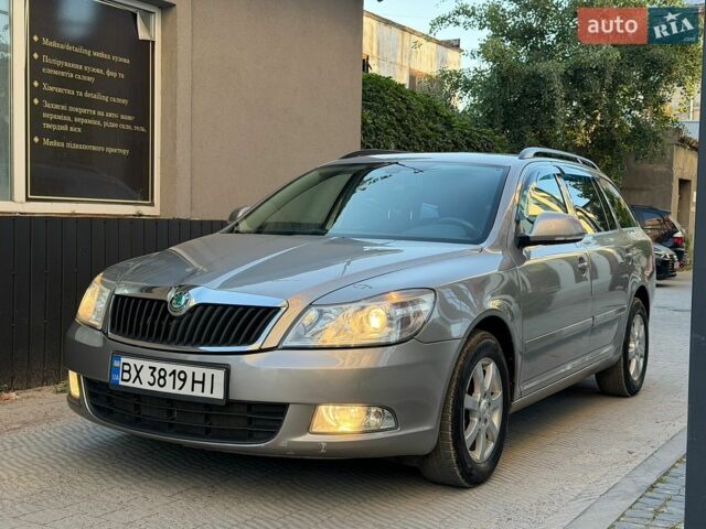 Серый Шкода Октавия, объемом двигателя 1.6 л и пробегом 260 тыс. км за 7500 $, фото 1 на Automoto.ua