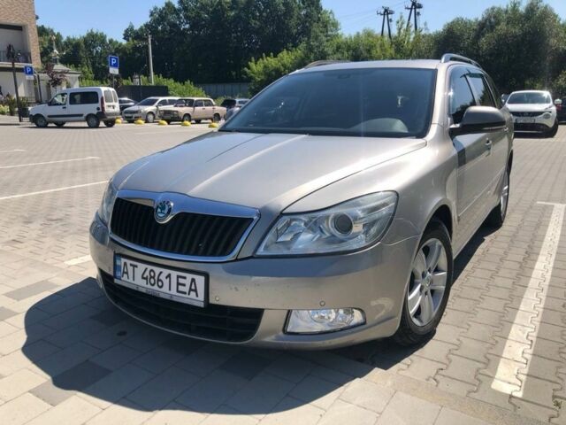 Серый Шкода Октавия, объемом двигателя 1.6 л и пробегом 307 тыс. км за 6748 $, фото 1 на Automoto.ua