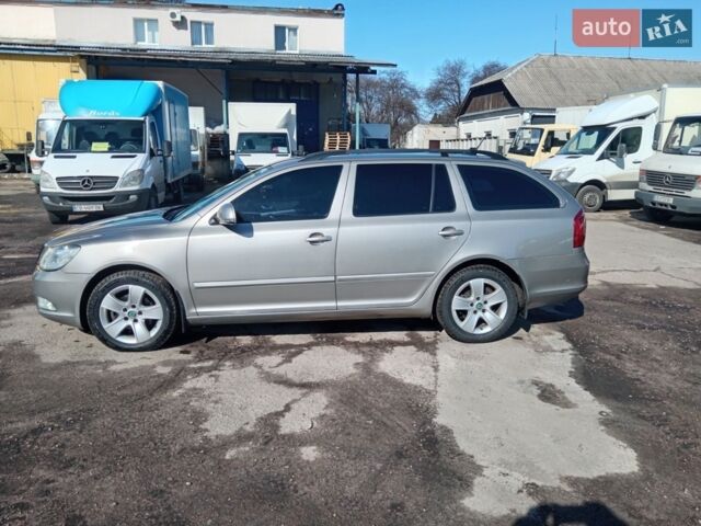 Сірий Шкода Октавія, об'ємом двигуна 2 л та пробігом 261 тис. км за 8950 $, фото 1 на Automoto.ua