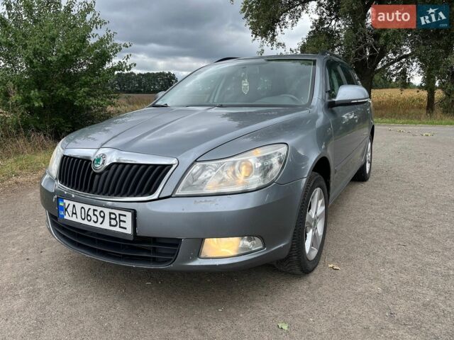 Серый Шкода Октавия, объемом двигателя 1.97 л и пробегом 300 тыс. км за 7200 $, фото 1 на Automoto.ua
