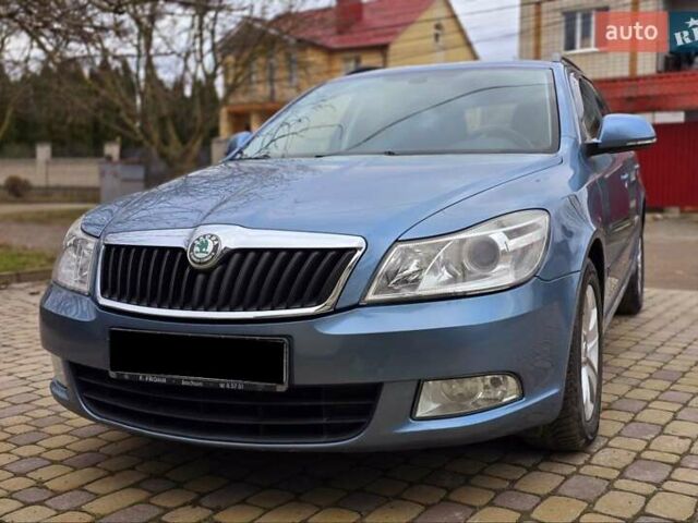 Серый Шкода Октавия, объемом двигателя 1.99 л и пробегом 230 тыс. км за 9300 $, фото 1 на Automoto.ua