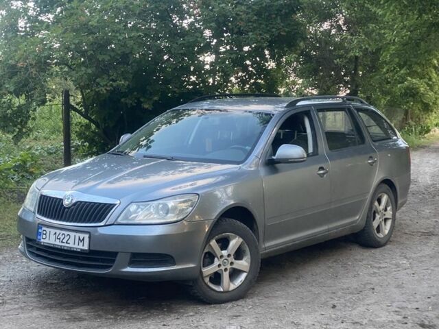 Серый Шкода Октавия, объемом двигателя 1.6 л и пробегом 218 тыс. км за 7291 $, фото 1 на Automoto.ua