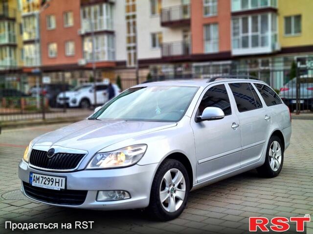 Серый Шкода Октавия, объемом двигателя 1.6 л и пробегом 245 тыс. км за 7900 $, фото 1 на Automoto.ua